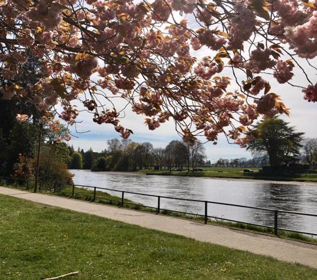 Riverside Gardens Inverness Exterior photo